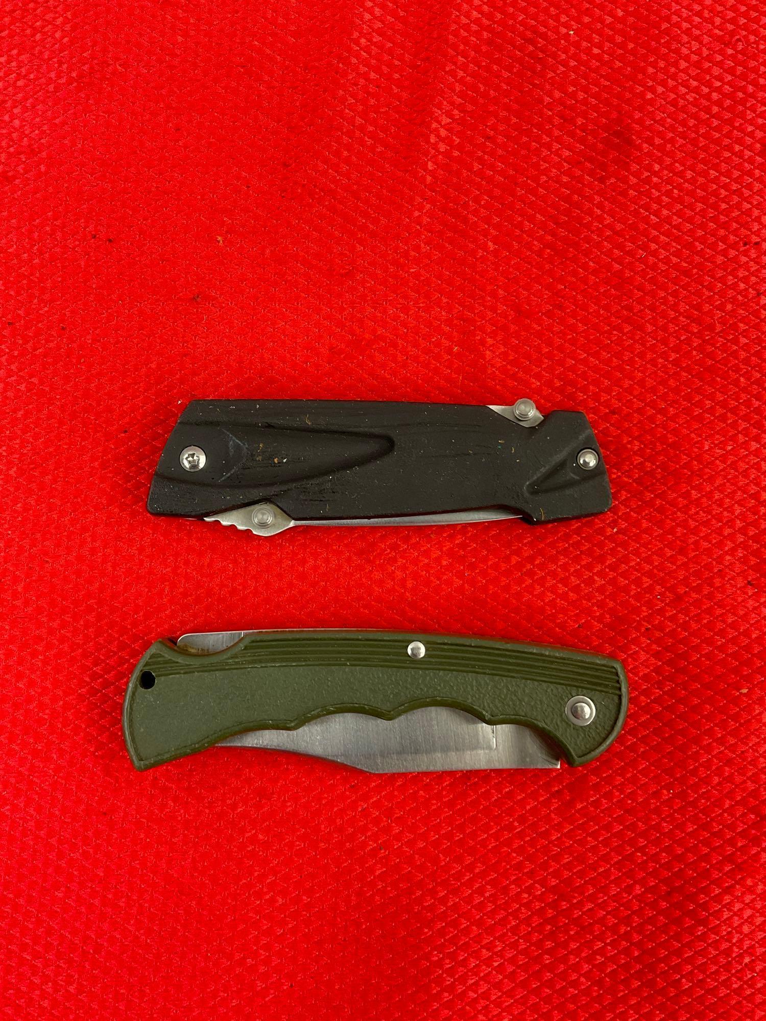 2 pcs Buck Steel Folding Knives w/ Sheathes, Models 422V Bucklite & 731<- w/ Can Opener. See pics.