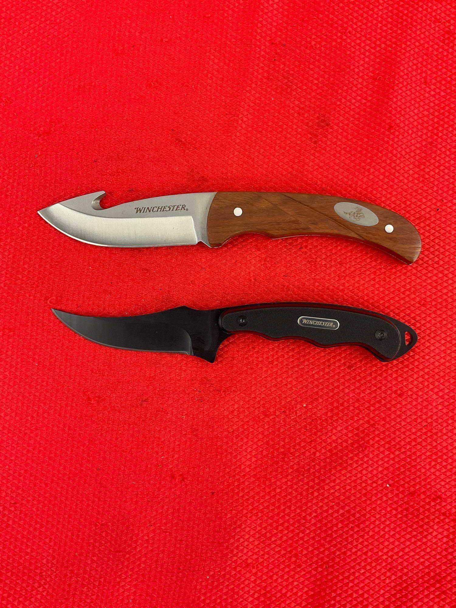 2 pcs Modern Winchester Steel Fixed Blade Hunting Knives w/ Sheathes. 1x 22-09447. See pics.