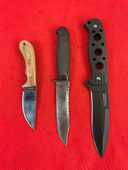 3 pcs Steel Fixed Blade Hunting Knives w/ Sheathes. 1x Sharper USA, 2x Unmarked. See pics.