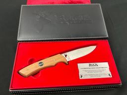 Buck Knives 728 Whitetail Deer Collectible Fixed Blade Knife With Sheath & Presentation Case