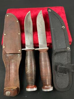 Pair of Schrade-Walden Fixed Blade Knives, model H-15, w/ Leather Sheaths