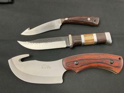 3x Fixed Blade Knives, Rite Edge Big Game Guthook & Tricolor handle Hunting knife, Small Swoop