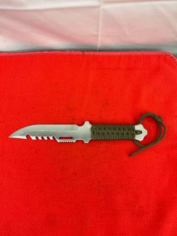 6 pcs Steel 5.5" Fixed Blade Hunting Knives in Army Green Nylon Sheathes. No Hallmarks. See pics.