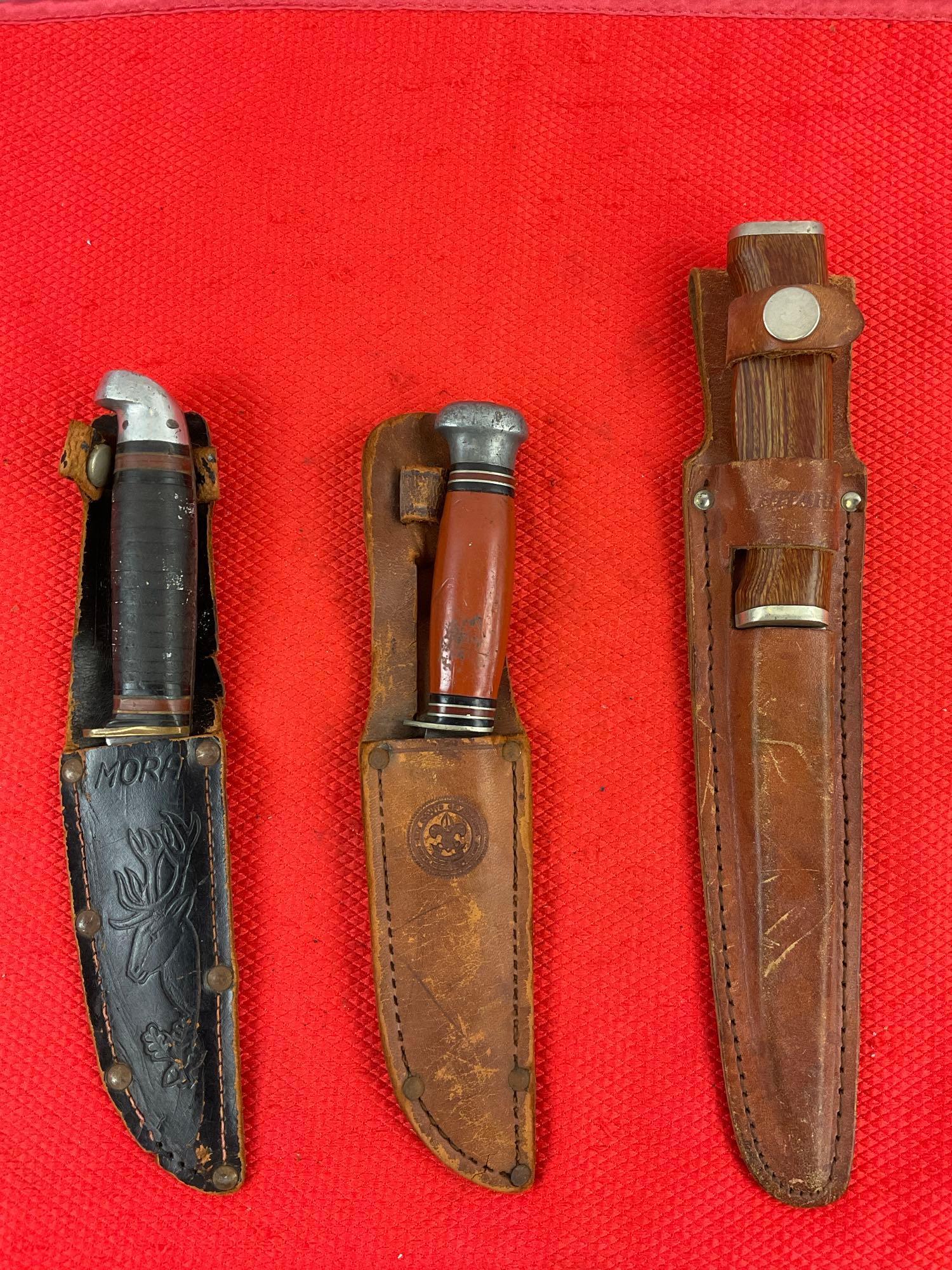 3 pcs Vintage Steel Fixed Blade Hunting Knives w/ Sheathes. 2x Remington, 1x Sharp DF 60. See pics.