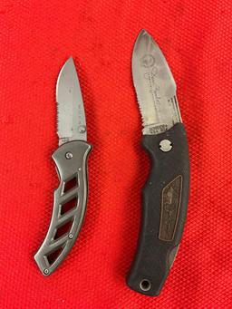 2 pcs Modern Steel Folding Blade Hunting Knives. 1x Buck 318, 1x Schrade+ 8ELK Jim Zumbo Edition.