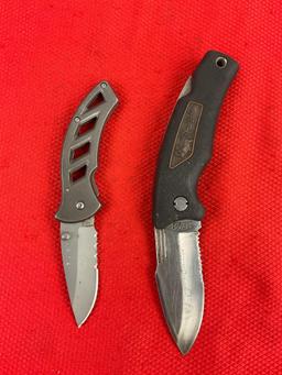 2 pcs Modern Steel Folding Blade Hunting Knives. 1x Buck 318, 1x Schrade+ 8ELK Jim Zumbo Edition.