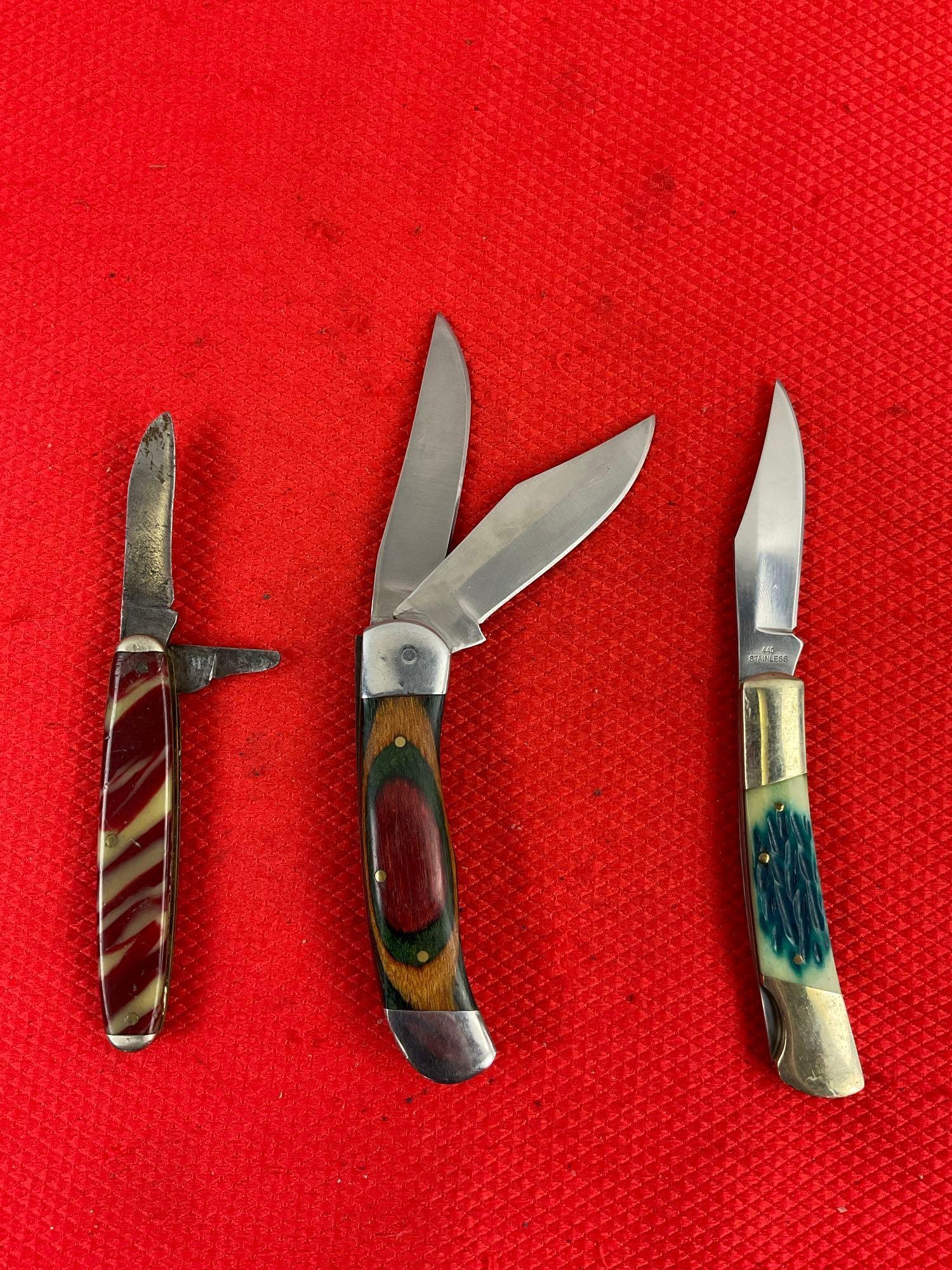 3 pcs Vintage Steel Folding Blade Pocket Knife Assortment. 1x White Tail, 1x Steel Warrior, 1x Ke...