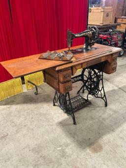 Antique Singer Sewing Machine in Wooden Cabinet w/ Treadle Wheel No. 14979552. See pics.