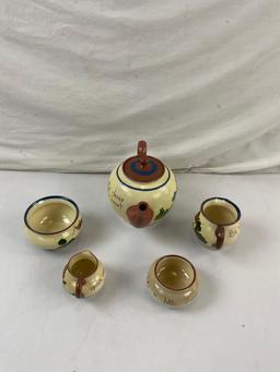 5 pcs Vintage Watcombe Torquay Royal England Painted Ceramic Teaset. See pics.