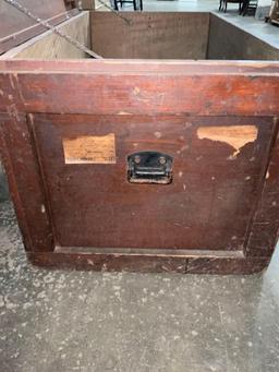 Antique Cedar Trunk Chest - Fair to good condition - See pics