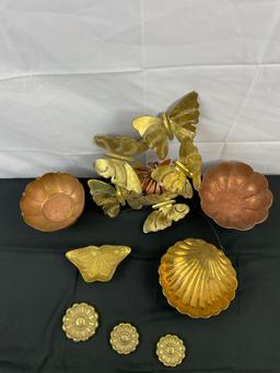 8 pcs Vintage Brass & Copper Decorative Assortment. Butterfly Dish, 2x Copper Bowls, Scallop Dish.