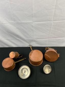 4 pcs Vintage Copper Cookware. 1x Copper Kettle, 2x Copper Pots, 1x Copper Jug. See pics.