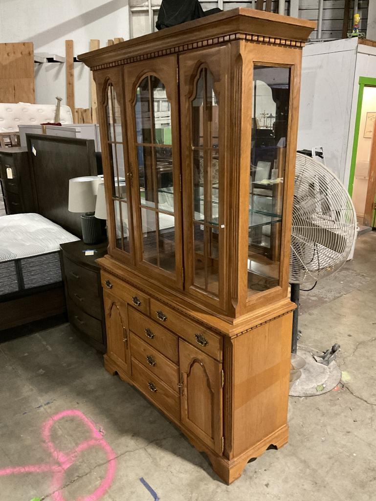 Vintage 2 Piece Oak Broyhill Curio Cabinet Hutch w/ 6 Drawers and 2 Cupboards. See pics.