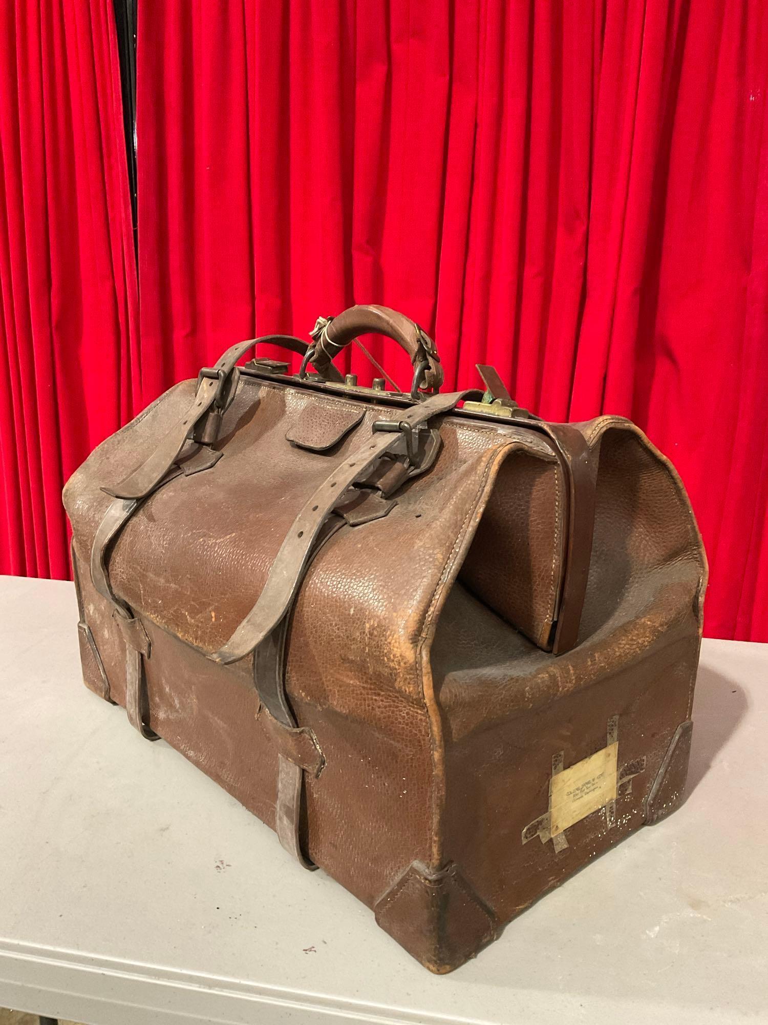 WWI / WWII Era Caramel Brown Leather Locking Men's carry bag w/ Key & Original Brass Accents.