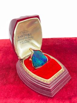 14k yellow gold pendant/pin with colorful blue/green speckled stone setting