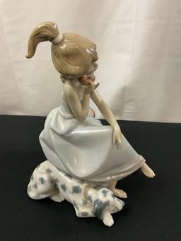 Vintage Lladro Figurine Chit Chat #5466, Girl on Phone w/ Dog at foot