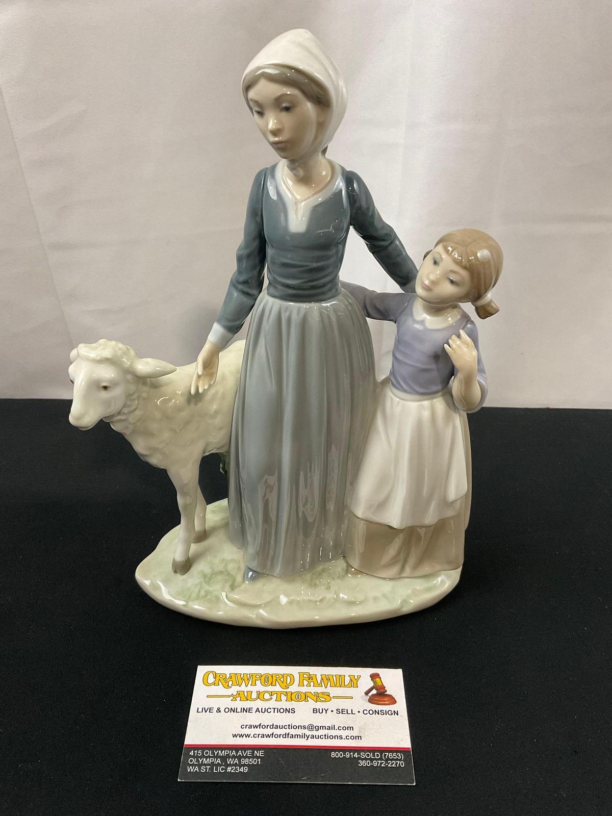 Vintage Lladro Porcelain Figurine #5299 Mother Child and Lamb