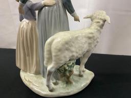 Vintage Lladro Porcelain Figurine #5299 Mother Child and Lamb