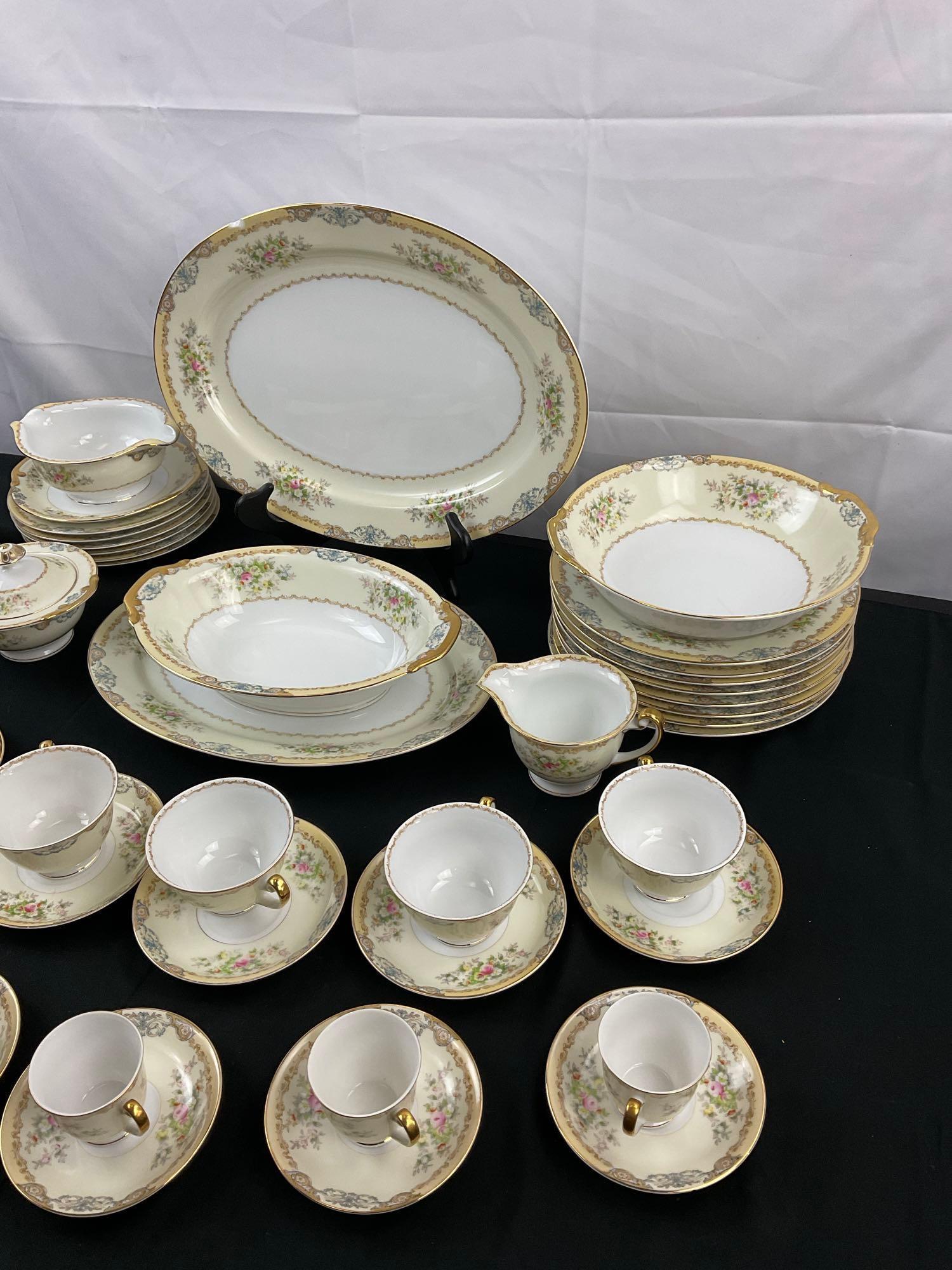 53 pcs Vintage Meito China Made in Japan Hand Painted Dinner Set in Cream Floral Diana Pattern. See