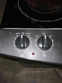 Sears Black Range Slide Drop Electric Oven/ Stovetop - Back Glass is Damaged - Still functional