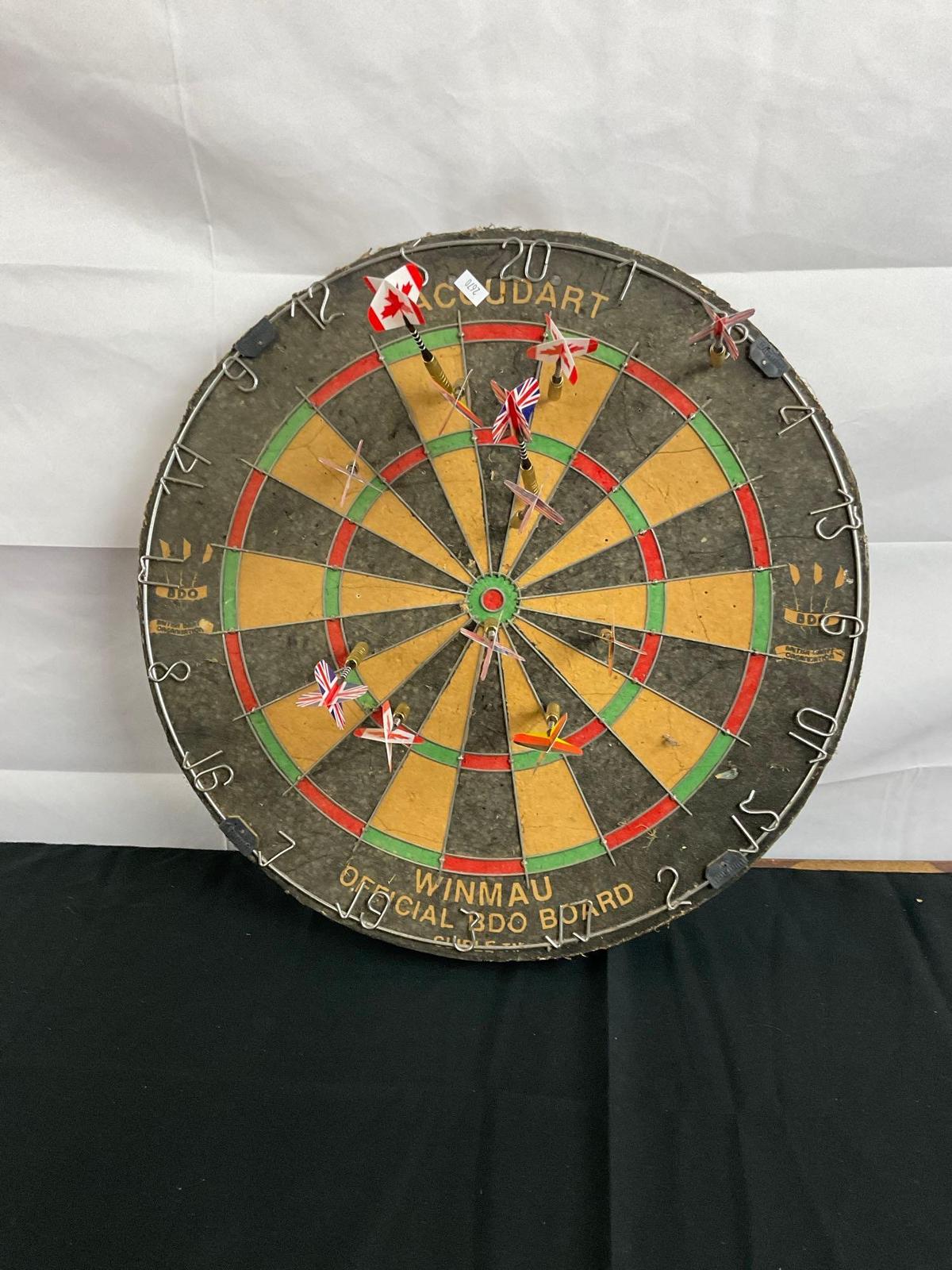 Accudart Winmau Offical BDO Dart Board with 12 Darts w/ Flag Motif - Canada, US, UK, & Germany