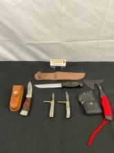 4 pcs Vintage Knife Assortment & 1 Defender Xtreme Hatchet. 1 Western, 1 Cattaraugus. See pics.