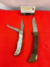 2 pcs Vintage Steel Folding Blade Knives. 1x Buck 317 & 1x Unknown Maker, No Hallmark. As Is. See