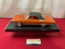 Road Signature 1963 Chrysler Turbine Model Car, in display case, approx 11 inches, 1:18 Scale