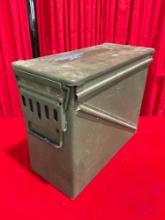 Vintage U.S. Army Military Ammunition Can Metal Container Tool Box. Good Condition. See pics.