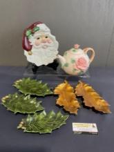 Fitz & Floyd Teapot, Santa Plate, & Pair of Leaves, Holland Mold Set of 3 Holly Leaf