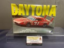 Vintage & Rare Factory Sealed Rare Daytona Dodge Charger MPC 1/25 Scale Model Kit, original box