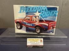 Vintage 1981 Freedom Rider Dodge D-50 Off-Road Pickup MPC 1/25 Scale Model Kit, factory sealed
