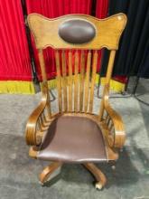 Vintage Oak Wood Executive Desk Chair w/ Vinyl Cushions. Very Good Condition. See pics.