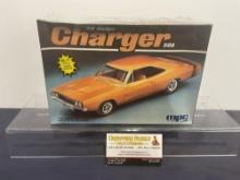 Vintage 1987 MPC 1/25 Scale Car Model Kit, 1969 Dodge Charger 500, 2 in 1 Set Stock/Custom