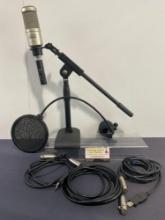 Heil Sound PR40 Large-Diaphragm Multipurpose Dynamic Microphone, w/ Stand & arm, cables