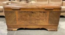 Vintage Lane Cedar Lined Wooden Waterfall Hope Chest. Good Condition. Needs TLC. See pics.