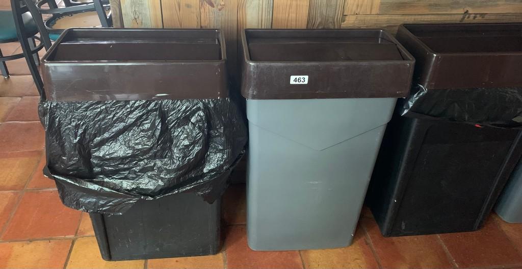 5 Used Trash Cans