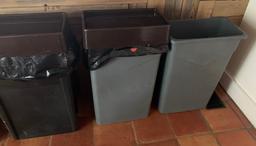 5 Used Trash Cans