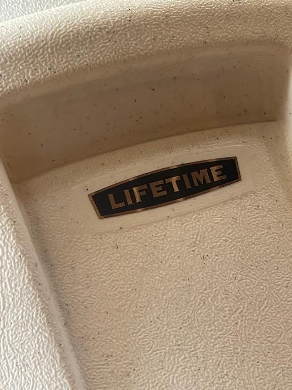 (6) Lifetime Folding Chairs