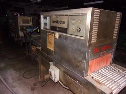 WELDOTRON TUNNEL HEAT SHRINK MACHINE W/INFEED CONVEYOR MDL 72215 S/N EV89372 W/220 VOLTS