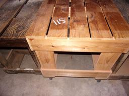 38" X 30" ROLLING TABLE