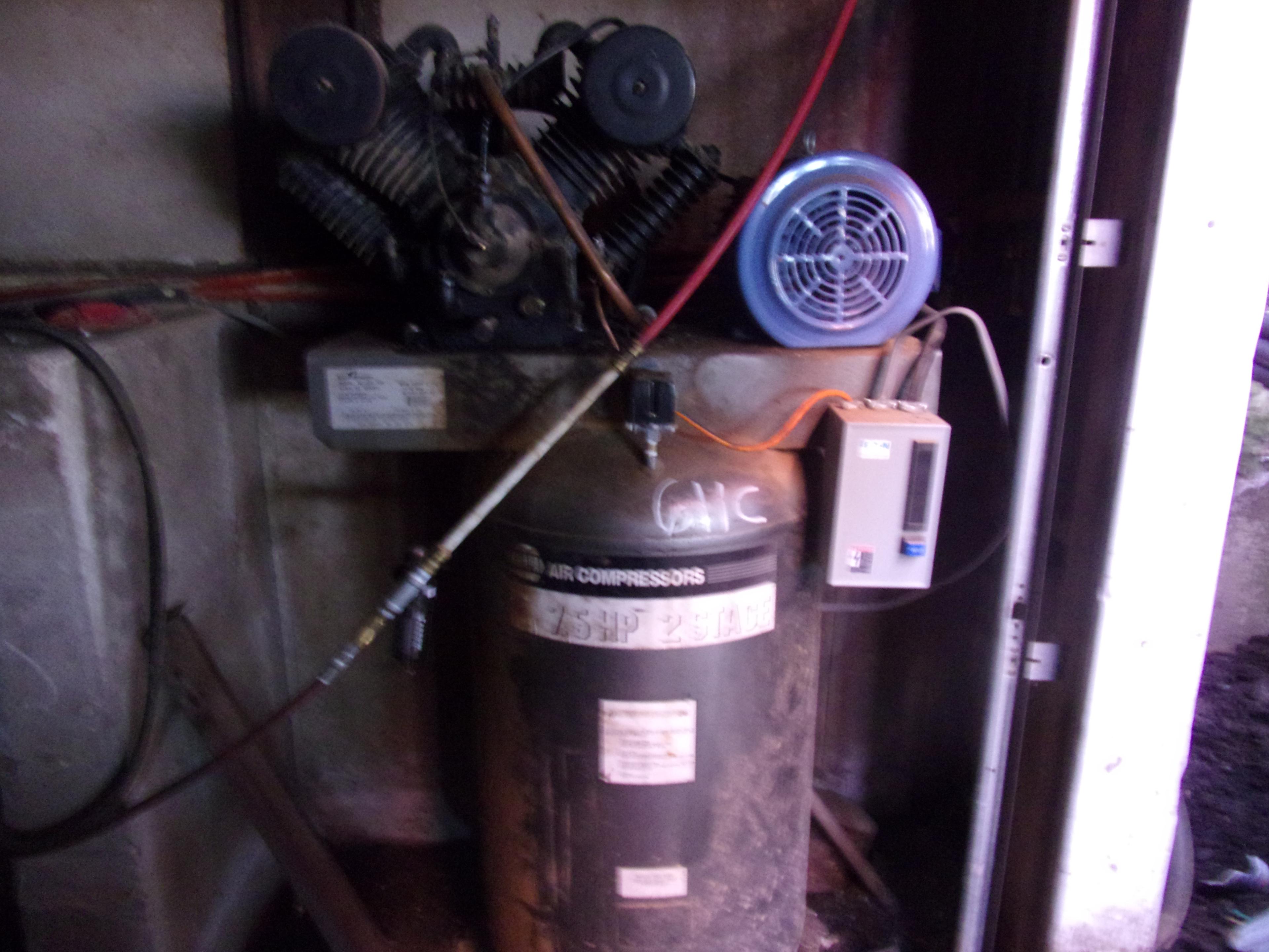 7.5HP 3 PH AIR COMPRESSOR