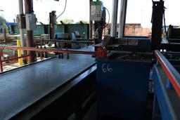 PRECISION MDL 18M CHOP SAW W/8' OUTFEED S/N 18-113