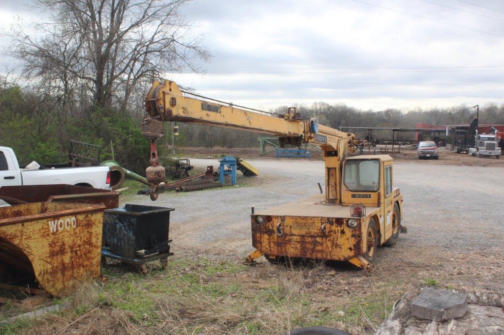 Grove 24 Yard Crane, 6T Cap. w/Gas Engine, S/N 4HCF002