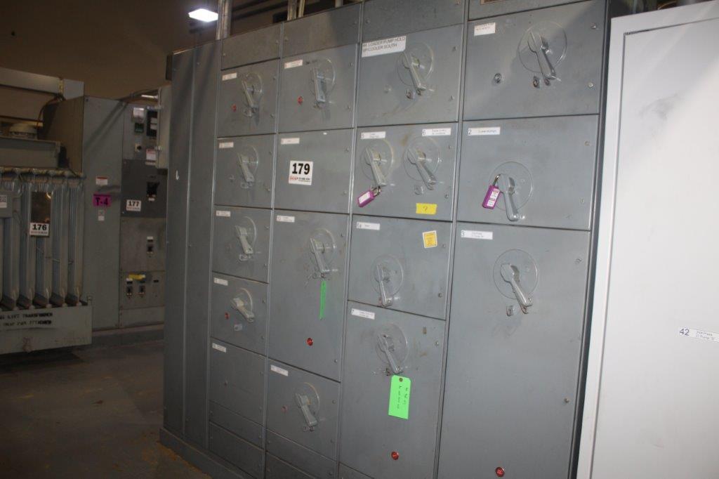 Cutler Hammer Unitrol Approx. 600amp Motor Control Center, (23) Buckets