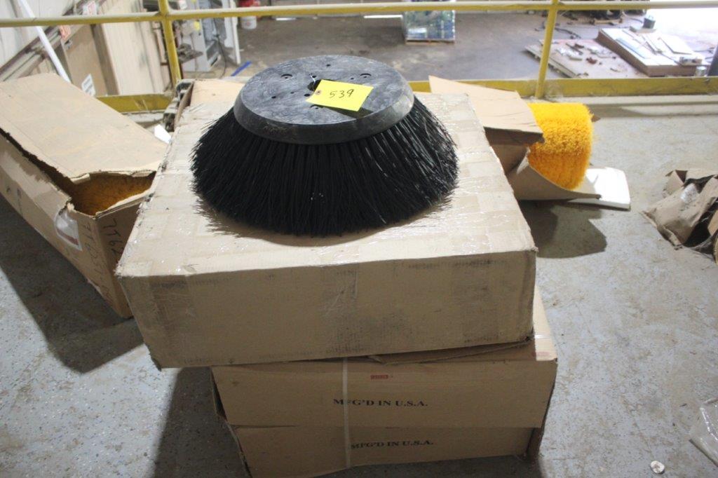 NIB (4) 20" Rotary Style Nylon Brushes