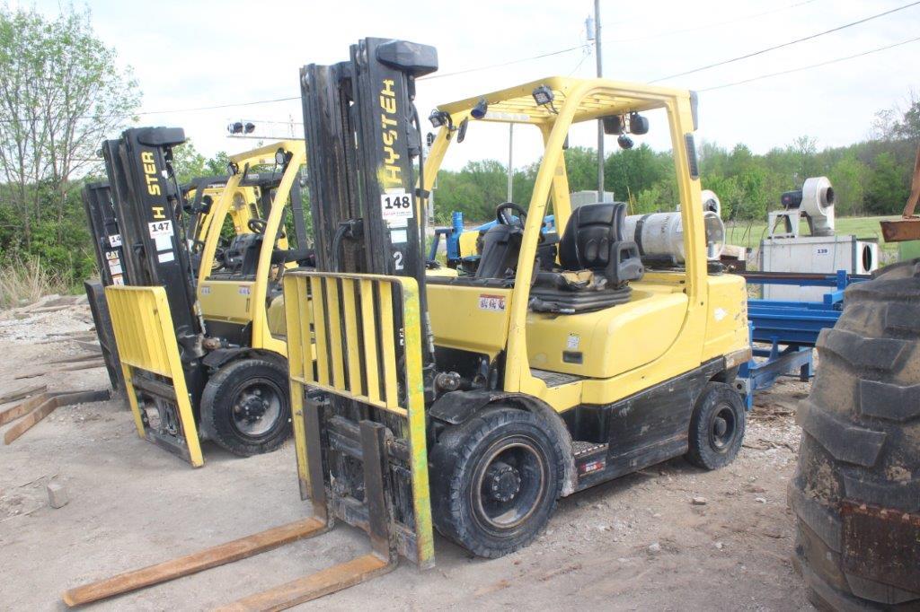 Hyster Fortis 6000lb Forklift, Propane, Solid Tires, Side Shift, 48" Forks,