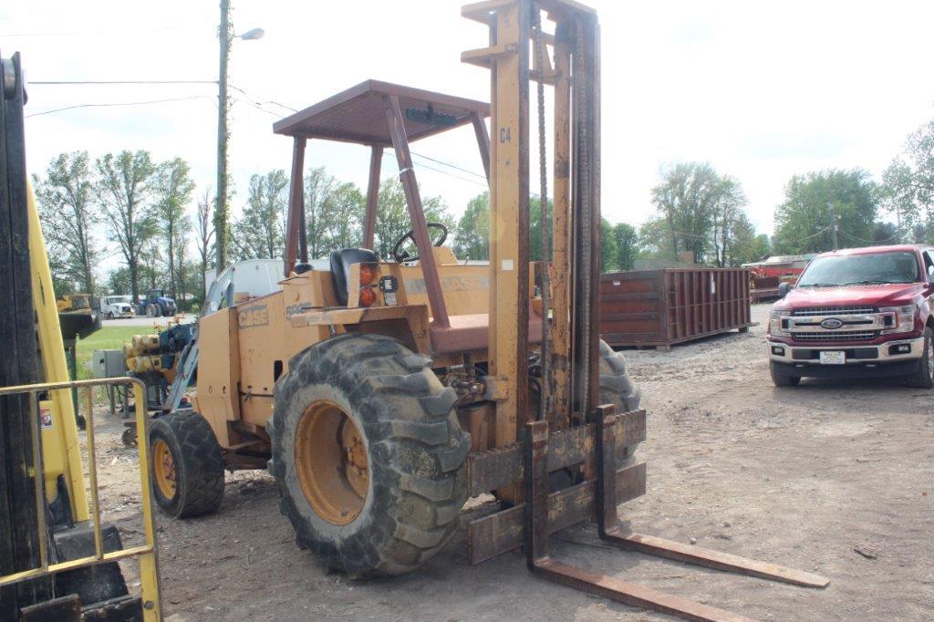 Case 586E Construction King 4 Wheel Dr, All Terrain Forklift, 48" Forks, Sh