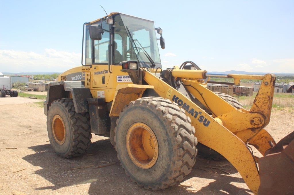 2008 Komatsu WA-200-5 Wheel Loader w/JRB Quick Coupler, 10122 hrs, S/N 6862