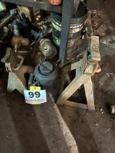 Large Hydraulic Bottle Jack And (2) Jack Stands